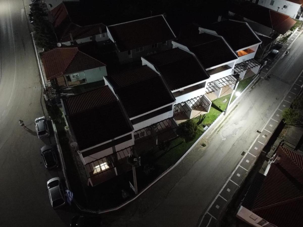 Hotel Loga Tycherón エクステリア 写真