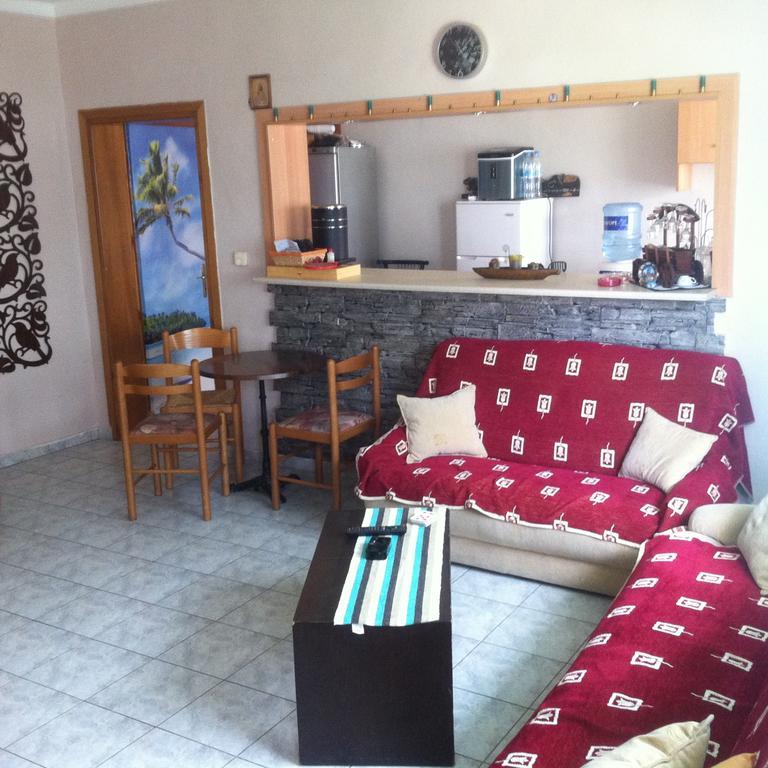 Hotel Loga Tycherón エクステリア 写真